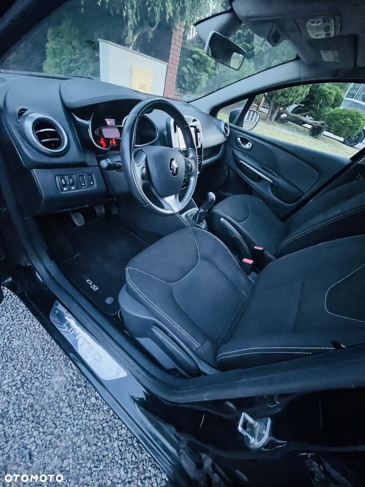 Renault Clio - 7