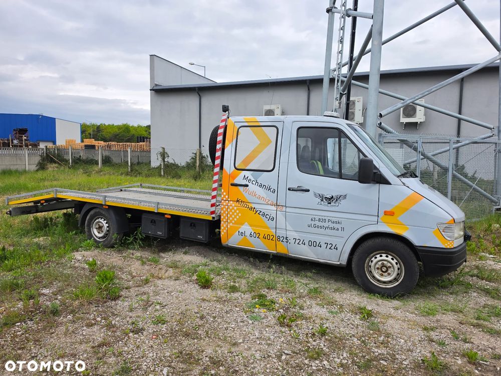 Mercedes-Benz Sprinter - 1