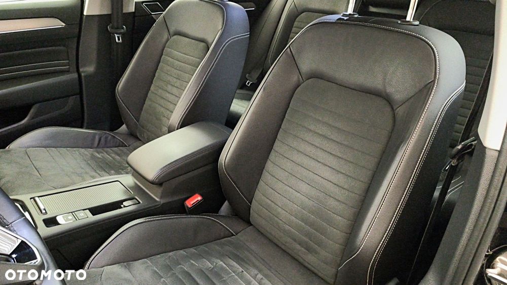 Volkswagen Passat 2.0 TSI Elegance DSG - 11