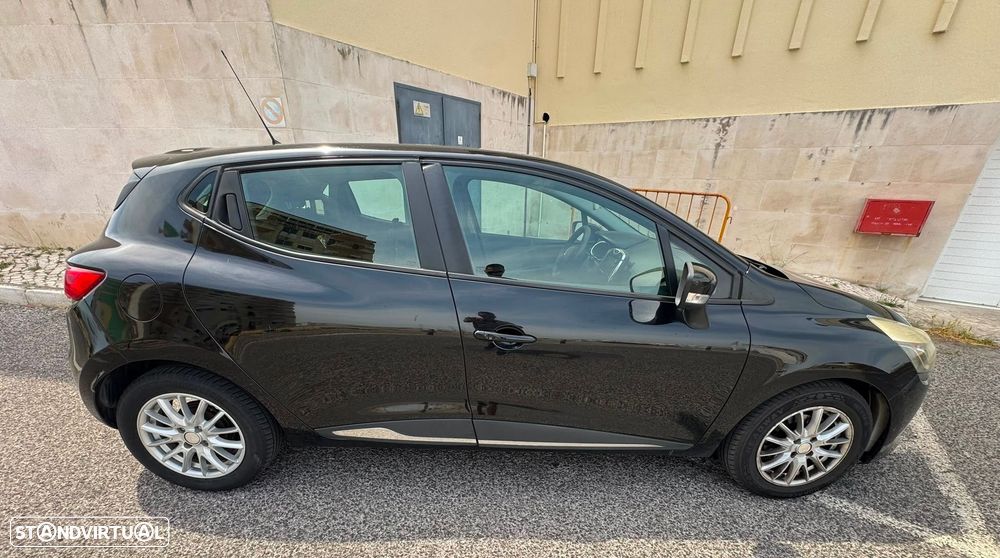 Renault Clio 1.5 dCi Luxe - 3