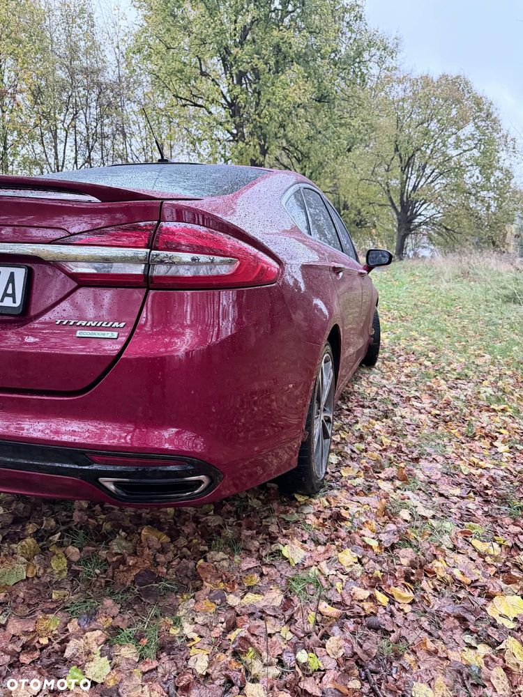 Ford Fusion 2.0 EcoBoost Titanium - 11