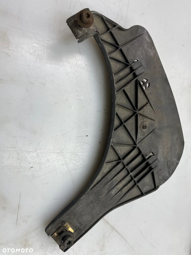 Ślizg lampy prawy przód Audi A4 B6 - 2