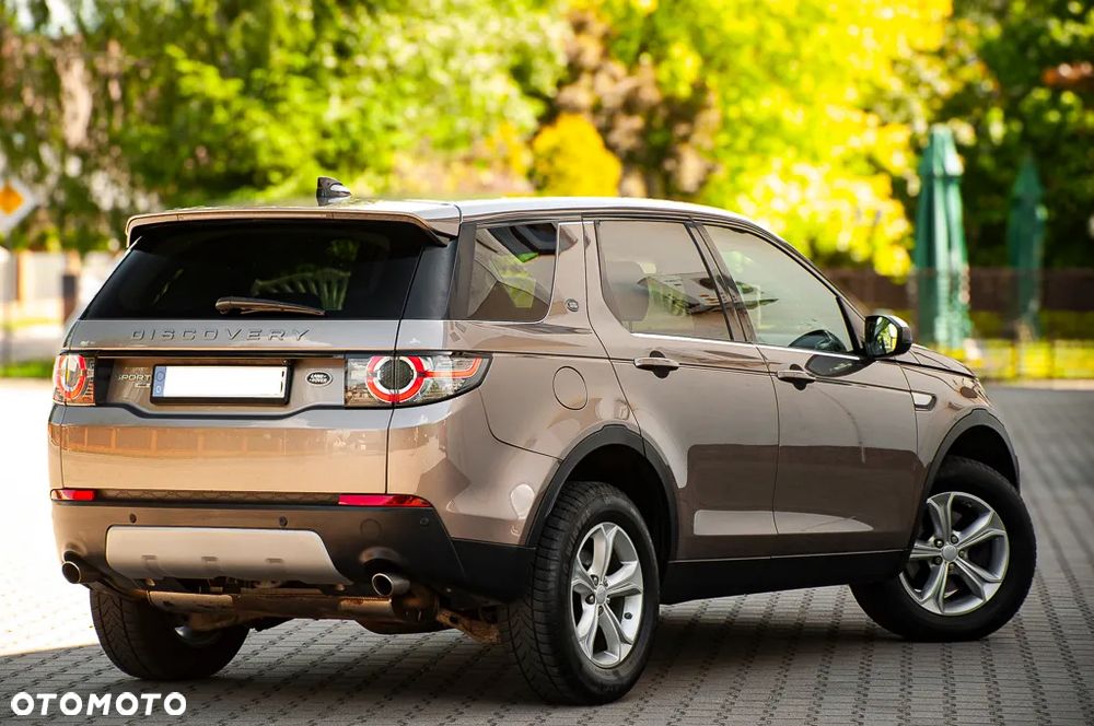 Land Rover Discovery Sport TD4 HSE Luxury - 15
