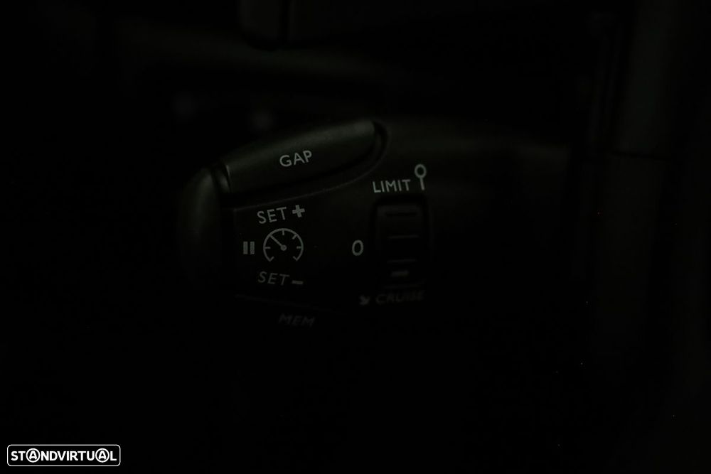 Citroën C5 Aircross 1.6 Hybrid Plus e-EAT8 - 17