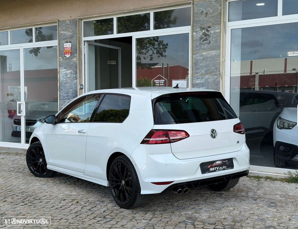 VW Golf 2.0 TDi Highline - 12