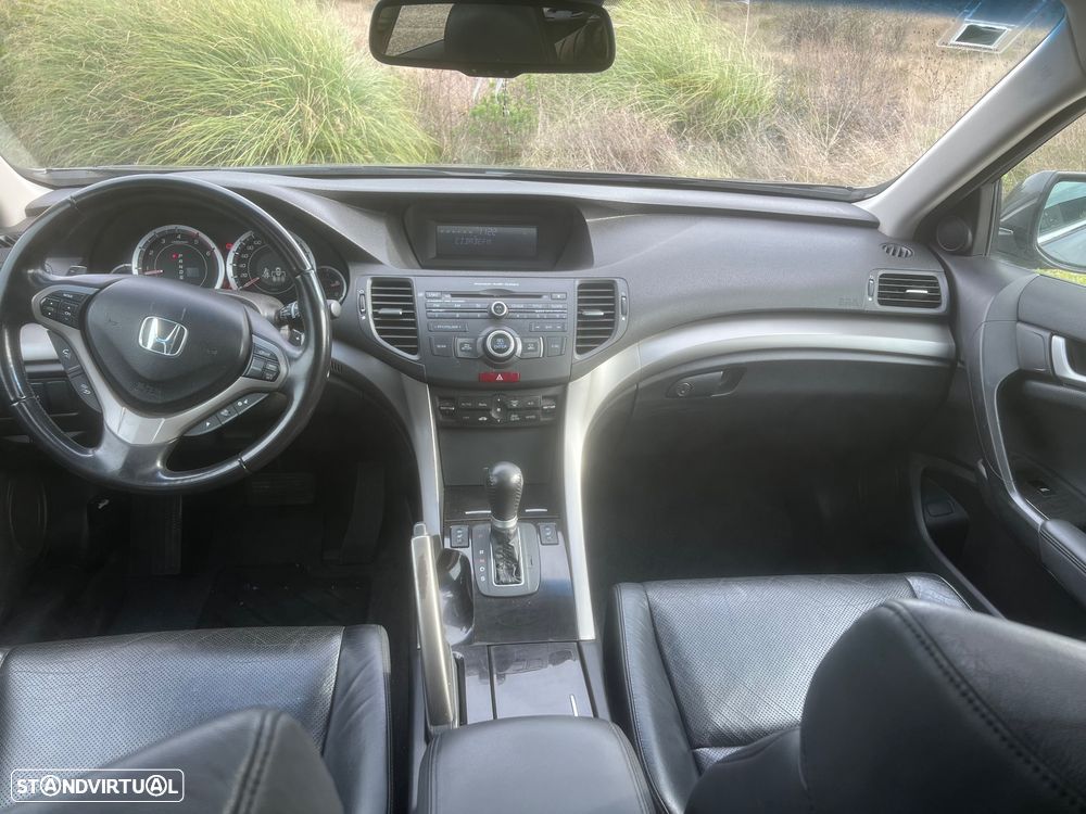 Honda Accord Tourer 2.2 i-DTEC Executive Advance Automatic - 13