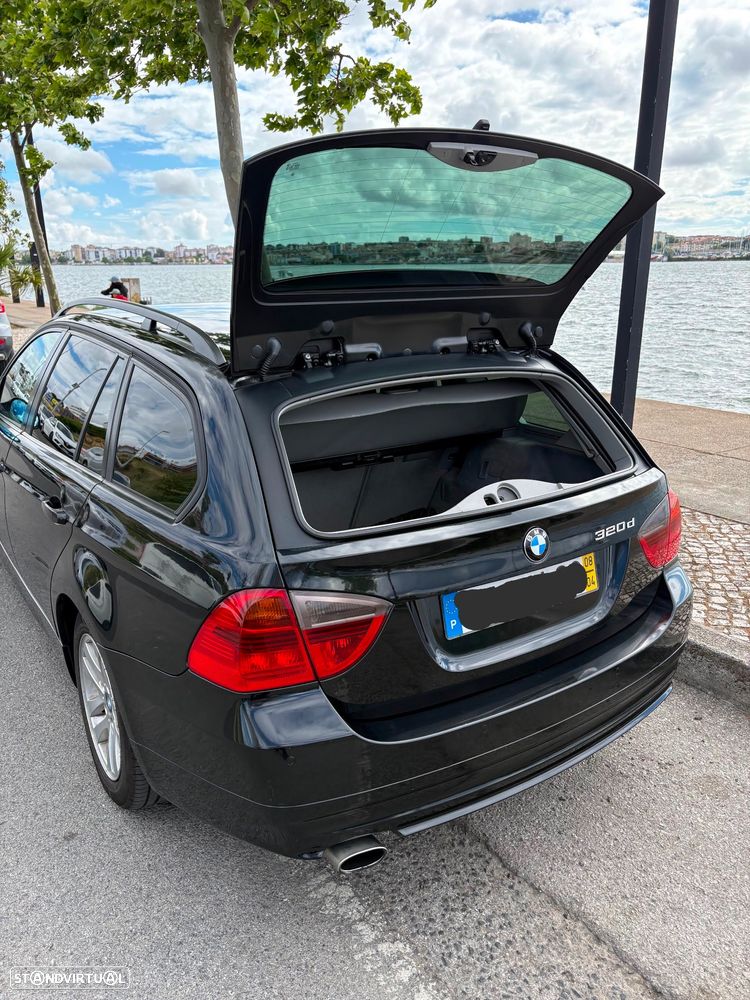 BMW 320 d Navigation - 4