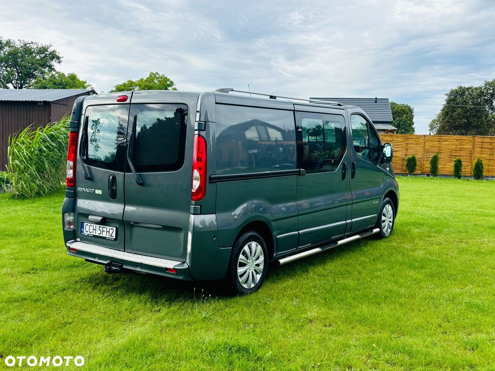 Renault Trafic - 16