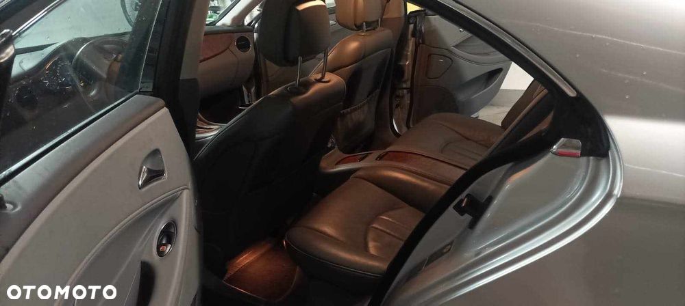 Mercedes-Benz CLS - 15