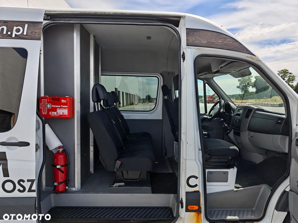 Mercedes-Benz Sprinter - 19