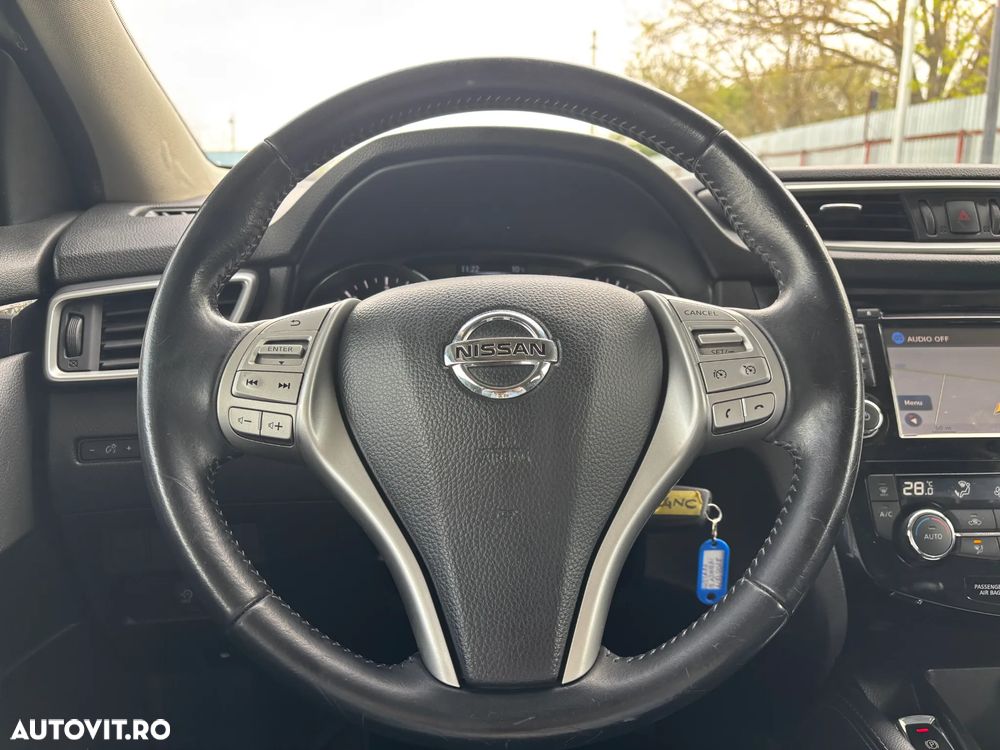 Nissan Qashqai 1.5 DCI Start/Stop N-Connecta - 23