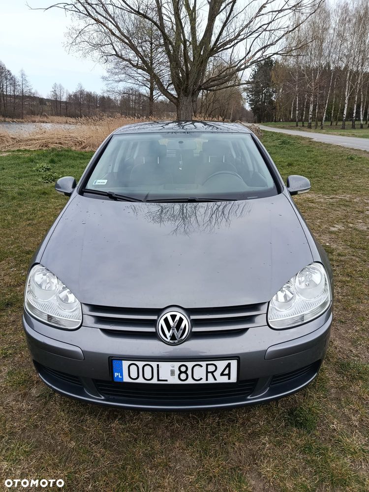 Volkswagen Golf - 8