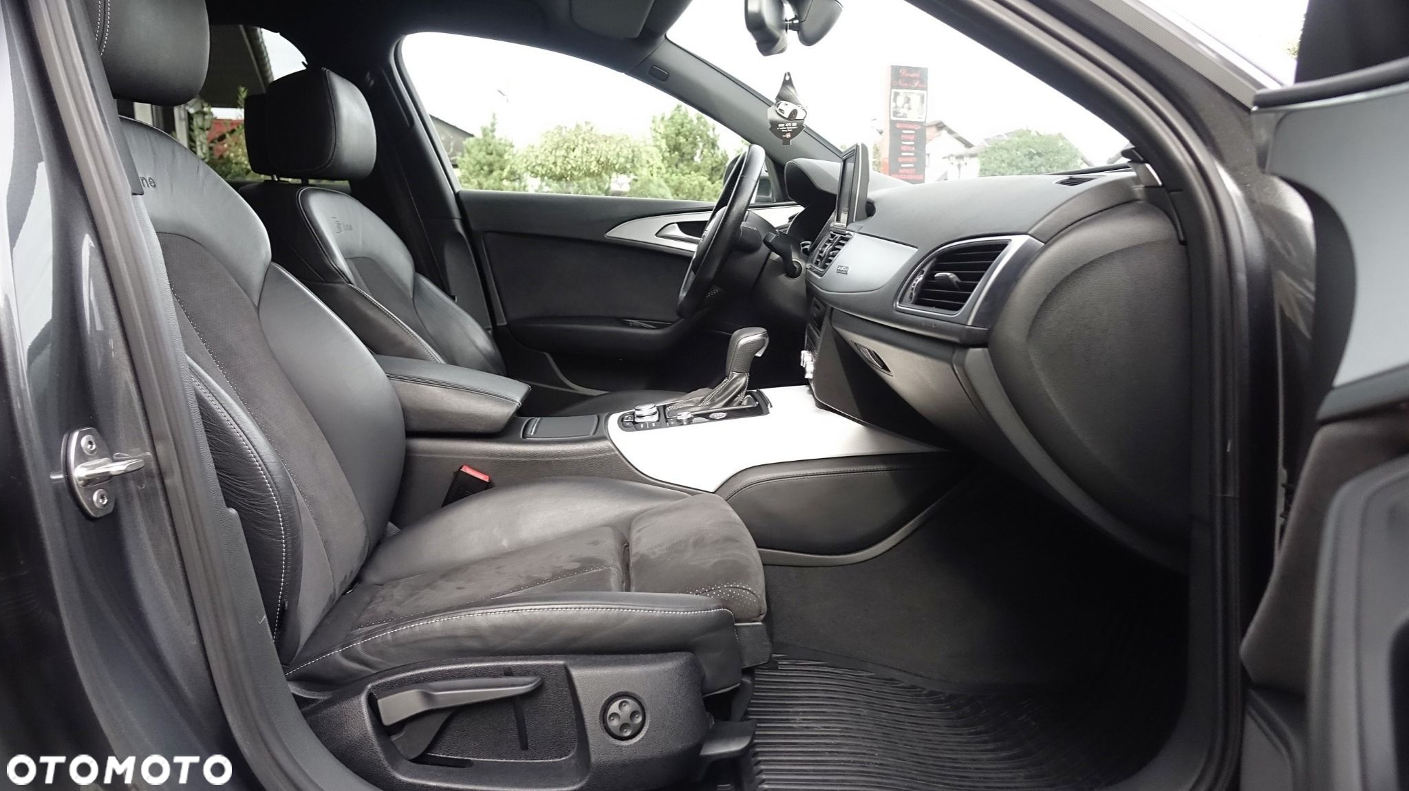Audi A6 - 30