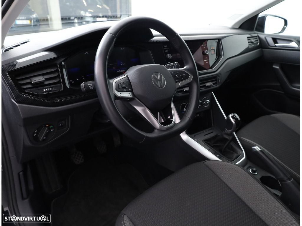VW Polo 1.0 TSI Urban - 23