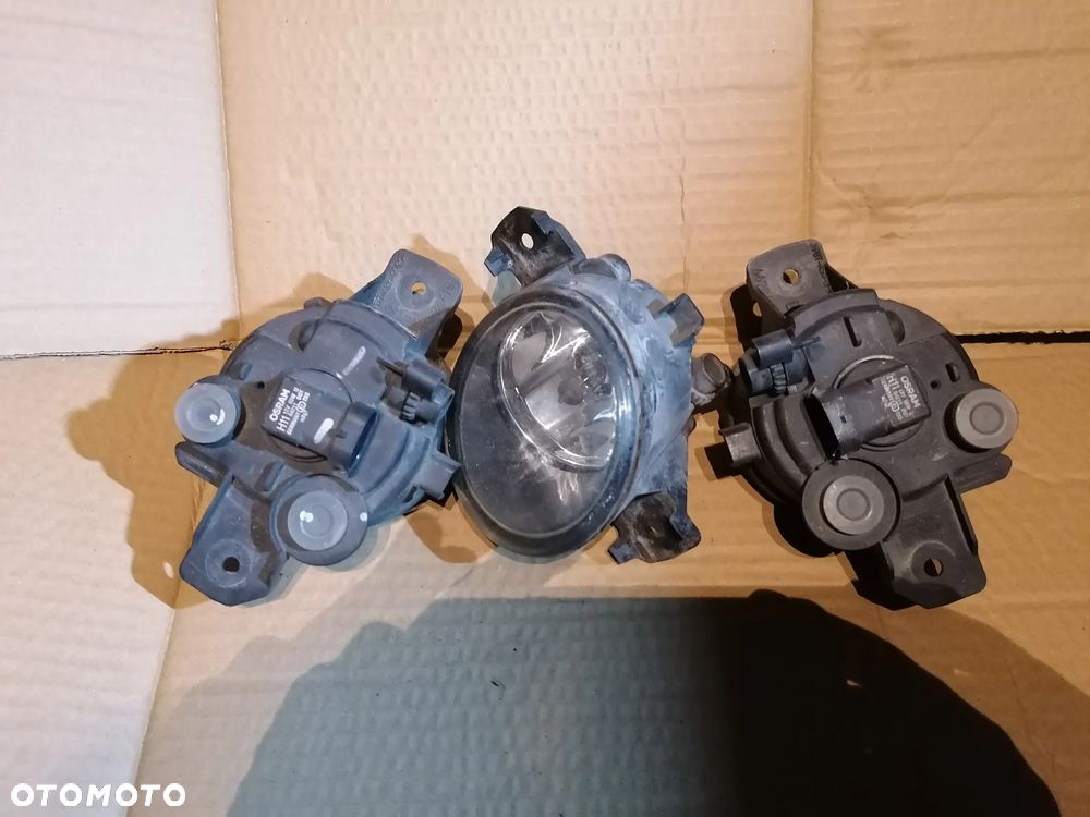 HALOGEN PRAWY LEWY CLIO II - 4