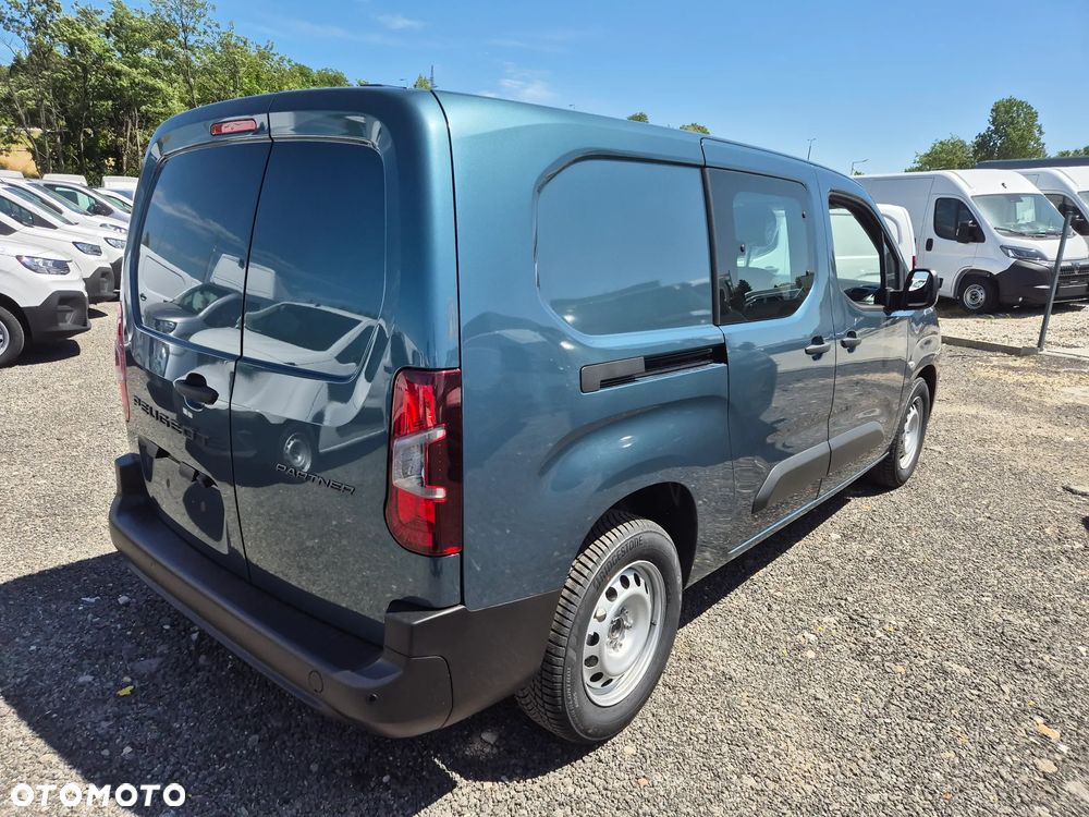 Peugeot Partner Furgon 5-miejscowy Brygadowy 1.5 BlueHDi 130KM EAT8 AUTOMAT !! OD RĘKI !! - 6