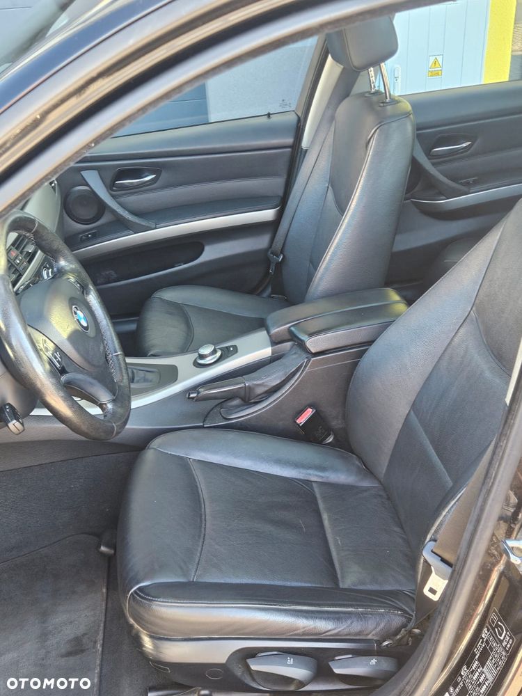 BMW Seria 3 320d DPF - 14