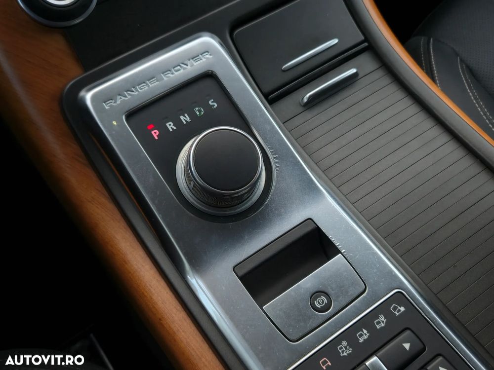 Land Rover Range Rover Sport 3.0 TDV6 HSE - 8