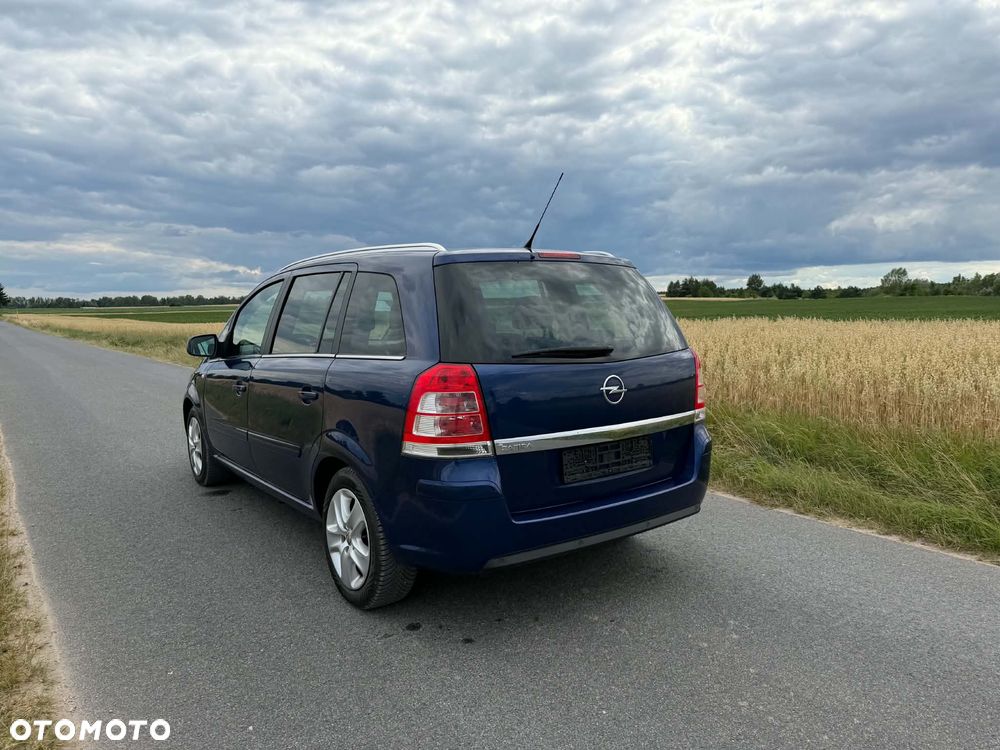 Opel Zafira - 5