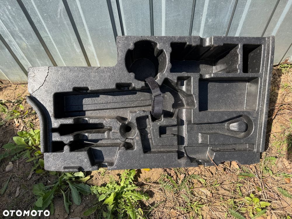MERCEDES R 251 ML GL 164 styropian wkład koła zapasowego narzędzi lewarka - 8