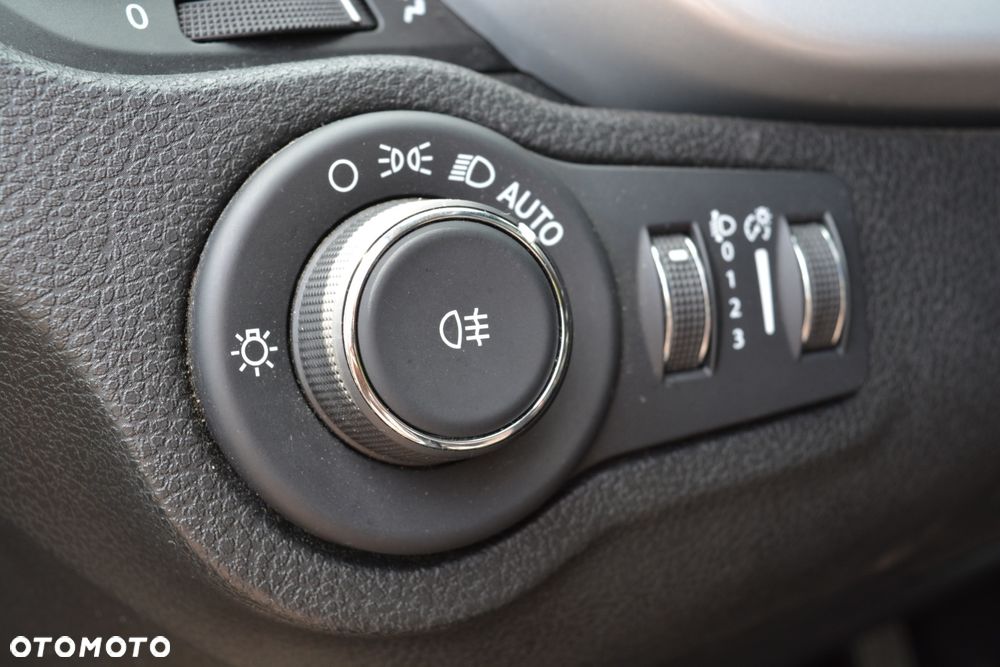 Fiat 500X 1.0 FireFly Turbo 4x2 S&S Lounge - 9