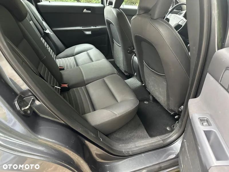 Volvo V50 D3 Momentum - 7
