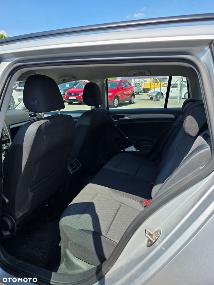 Volkswagen Golf 1.4 TSI BMT Comfortline - 12