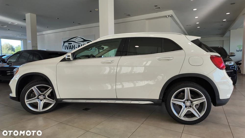 Mercedes-Benz GLA 250 4-Matic - 13