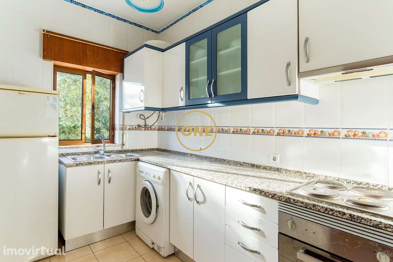 Apartamento T1+2 com piscina no rooftop, 5 min a pé da Praia do Peneco - Grande imagem: 4/24