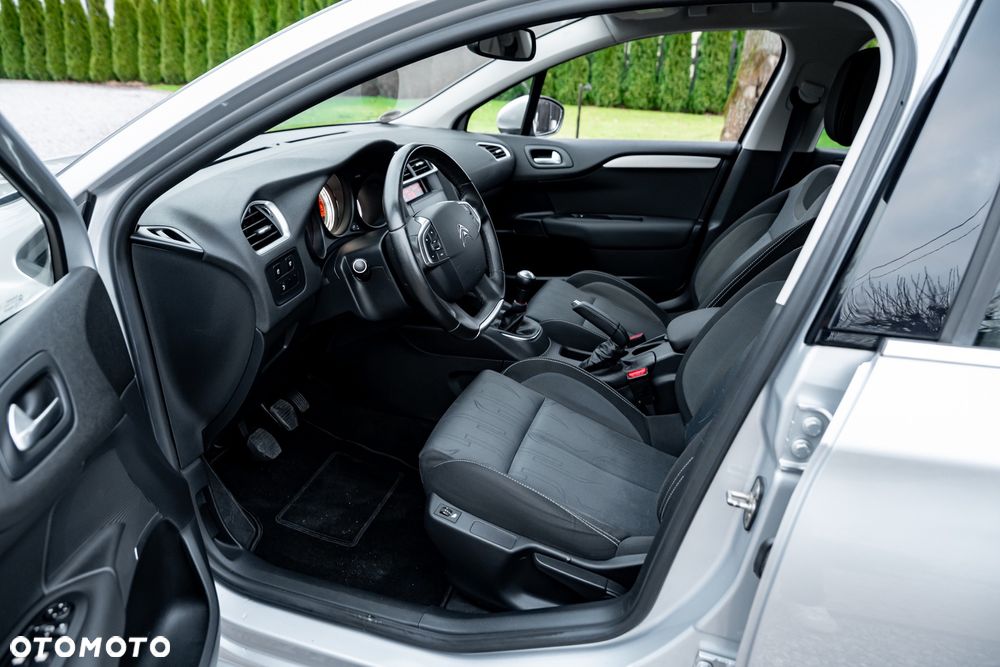 Citroën C4 VTi 120 Attraction - 15