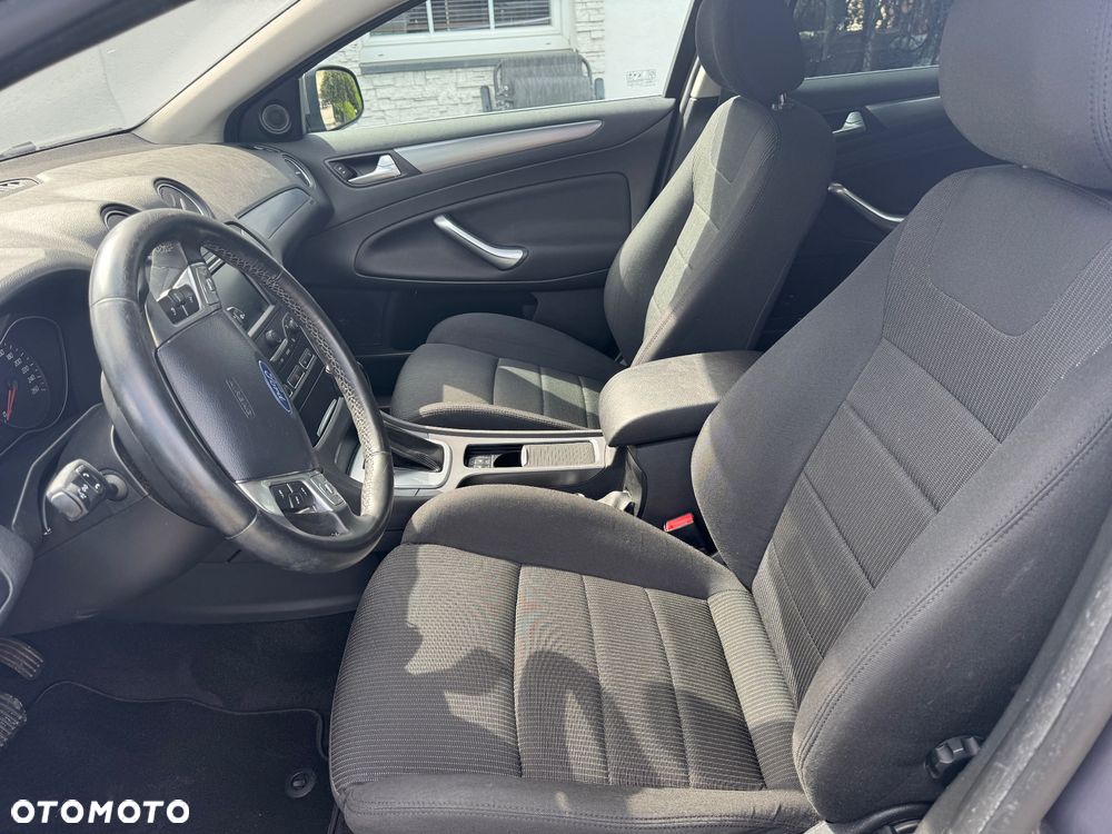 Ford Mondeo 2.0 EcoBoost Business Edition - 8