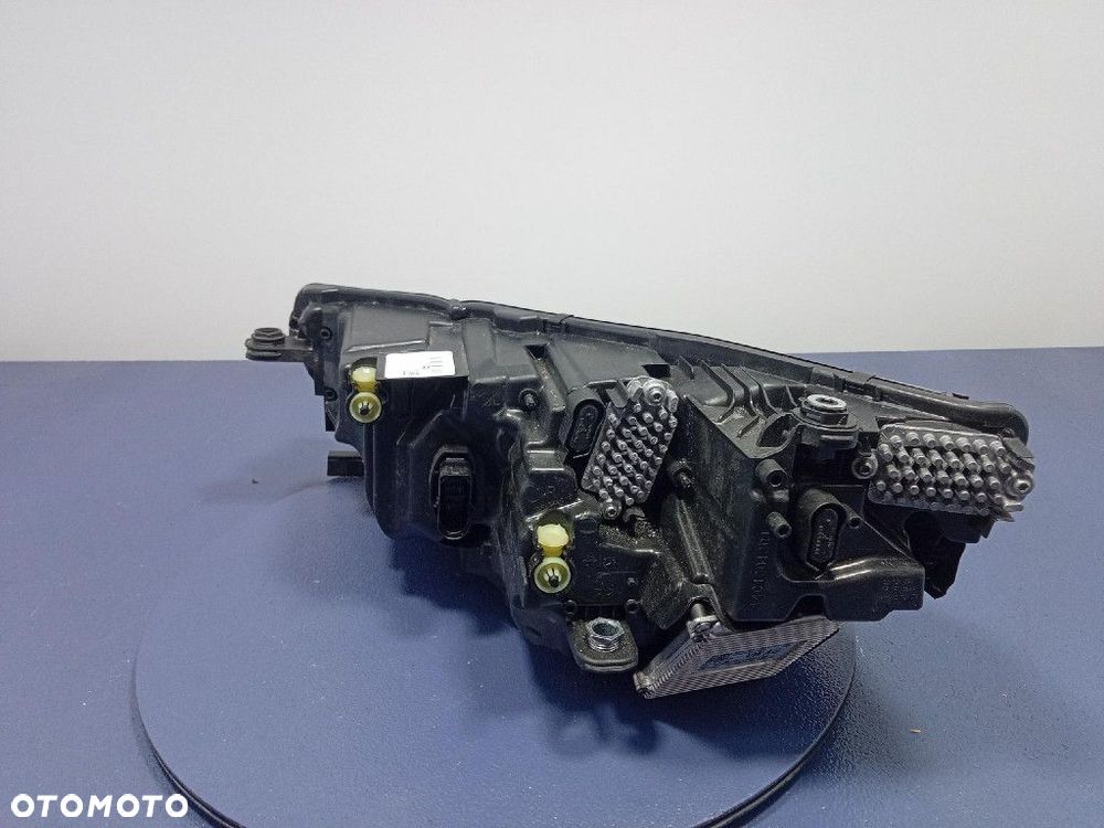SKODA OCTAVIA IV LIFT 24- REFLEKTOR PRAWY  FULL LED 5E4941022 - 3