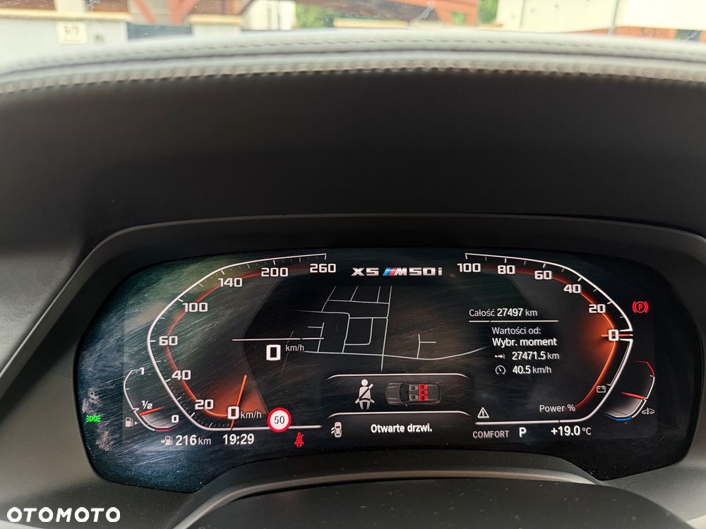 BMW X5 M M50i - 9