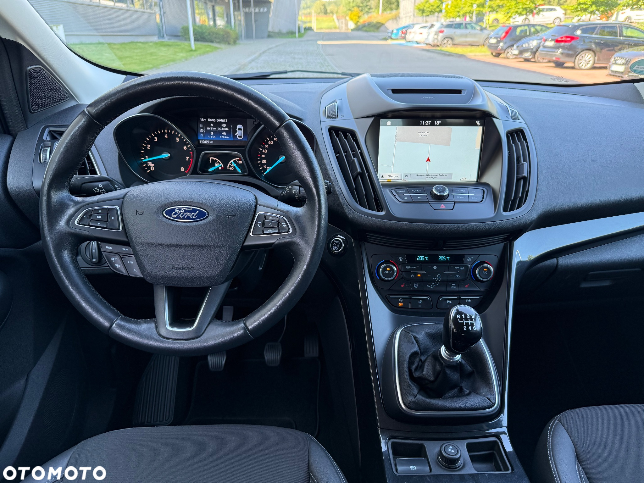 Ford Kuga 1.5 EcoBoost 2x4 Titanium - 13