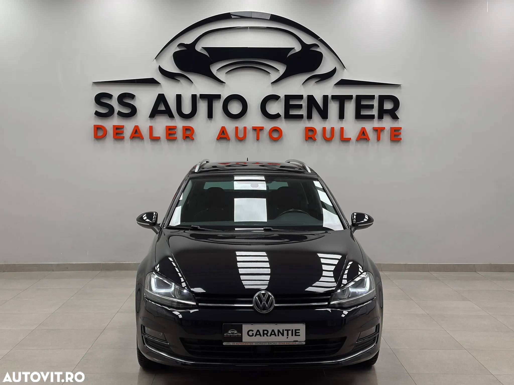 Volkswagen Golf 1.6 TDI BlueMotion Technology Lounge - 11