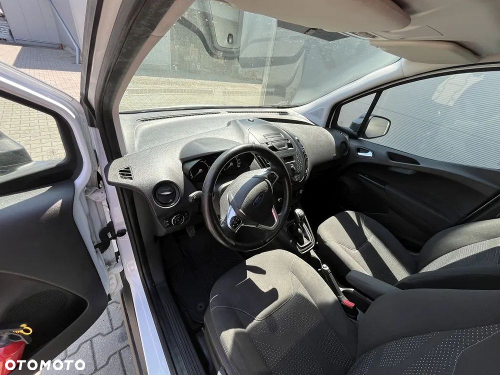 Ford TRANSIT COURIER - 13