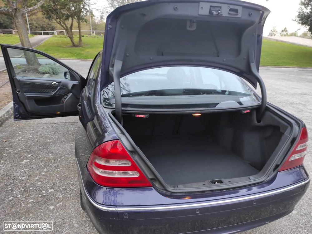 Mercedes-Benz C 220 - 28