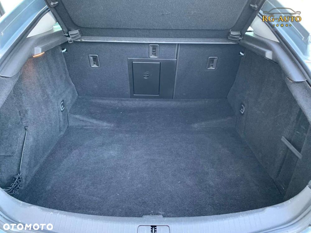 Opel Insignia - 31