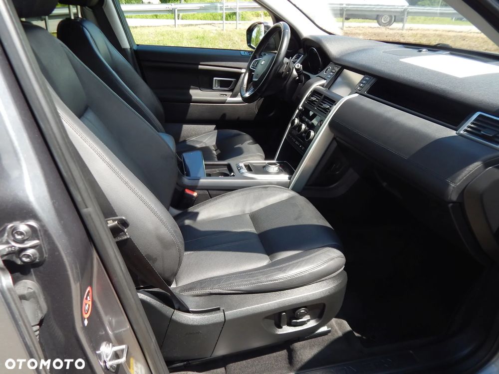Land Rover Discovery Sport 2.0 TD4 HSE - 12