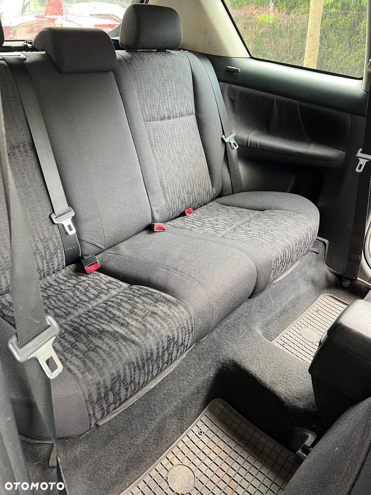 Toyota Corolla 1.4 VVT-i Base - 16