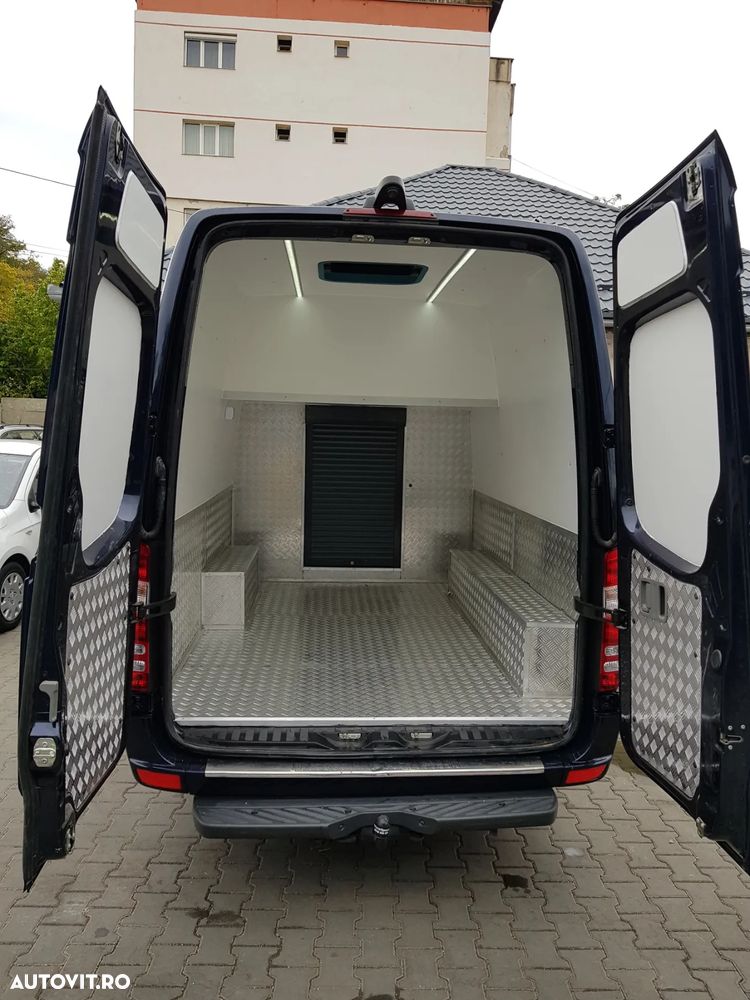 Mercedes-Benz Sprinter 319 CDI 3.0 V6 7gtronic VIP Race van - 4