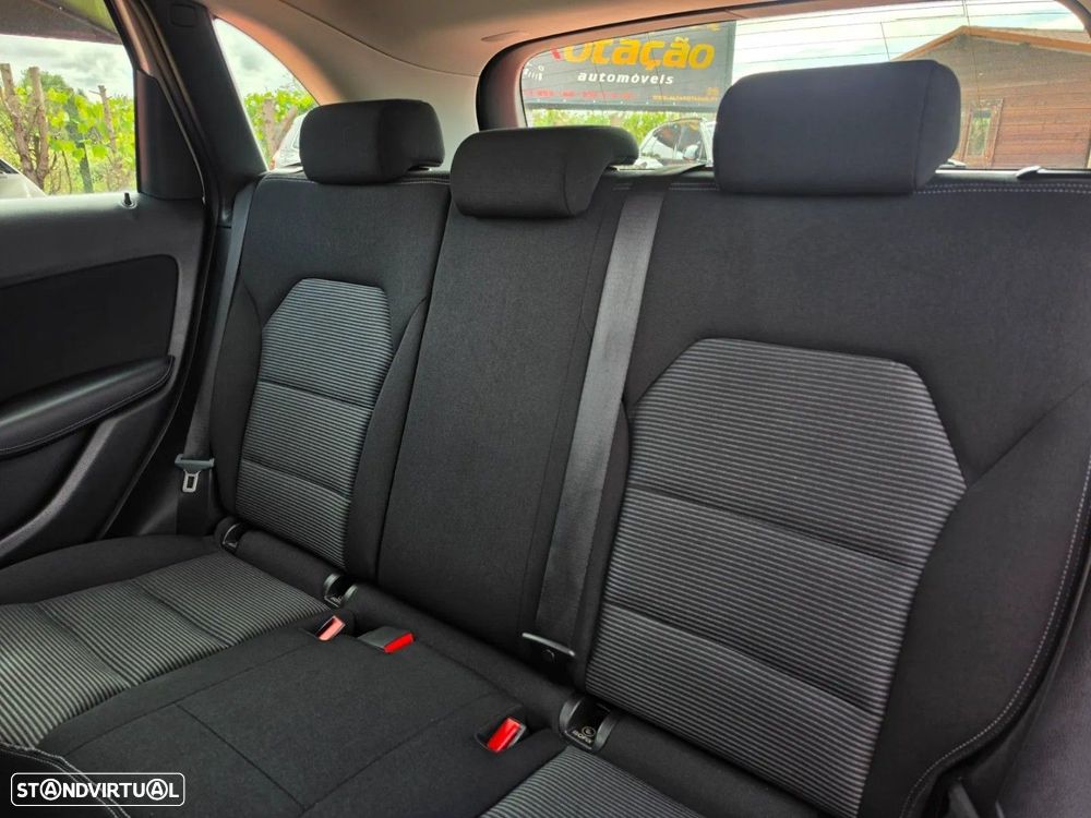 Mercedes-Benz B 180 - 9