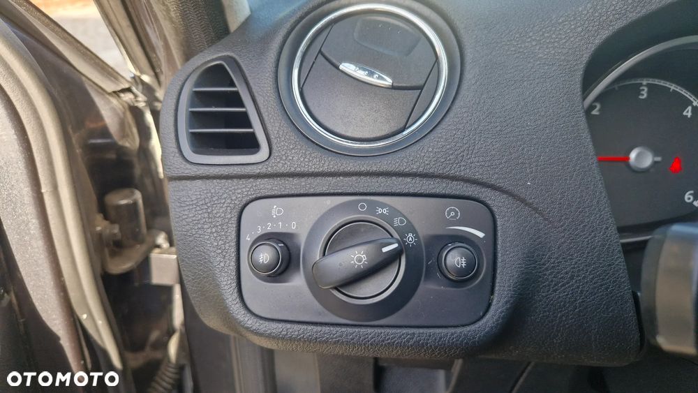 Ford Galaxy 2.0 TDCi Ghia - 16