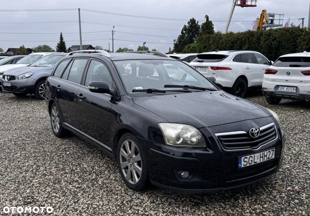 Toyota Avensis - 9