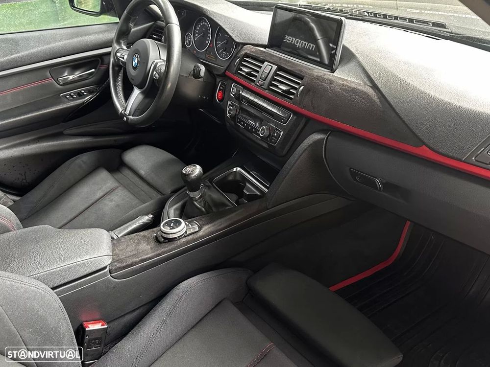 BMW 320 d Pack M - 26