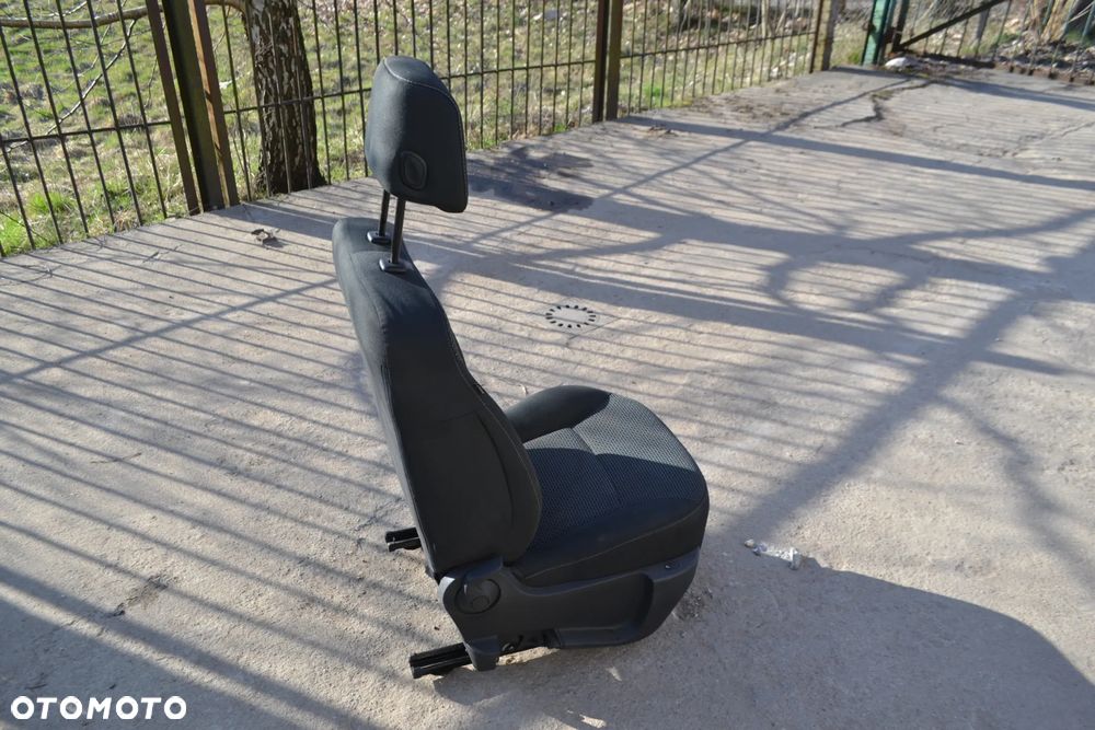 MERCEDES CITAN W415 RENAULT KANGOO FOTEL PRAWY PASAŻERA PODGRZEWANY POMORSKIE - 4