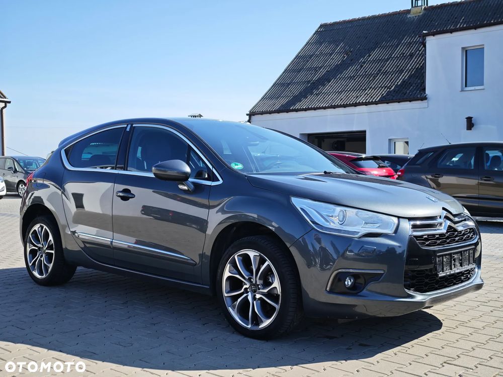 Citroën DS4 HDi 165 SoChic - 1