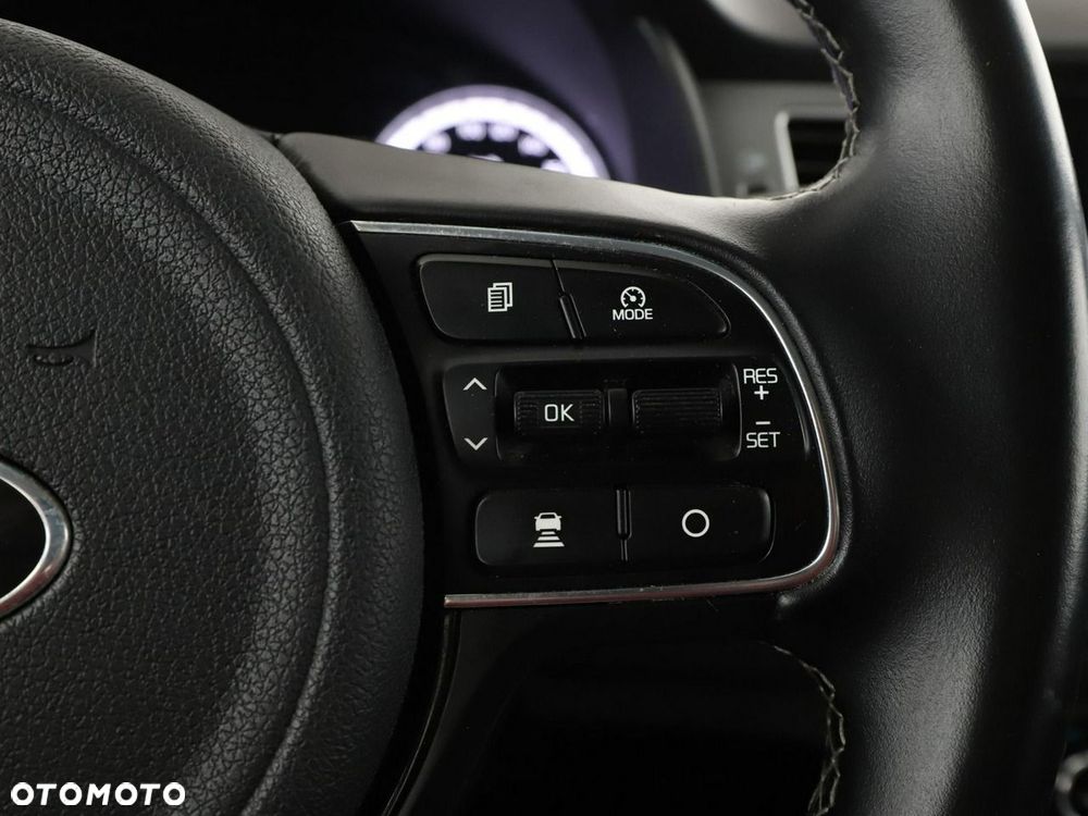 Kia Niro 1.6 GDI Hybrid M - 29