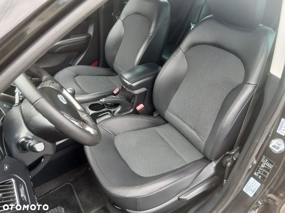 Hyundai ix35 2.0 Comfort 2WD - 23