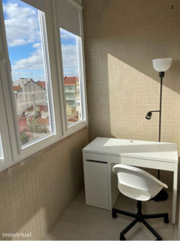 Quarto - localizado em Alvalade Lisbon - Grande imagem: 4/11